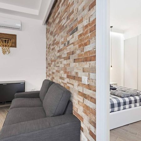 米兰Modern And New Flat In Duomo Area公寓 外观 照片