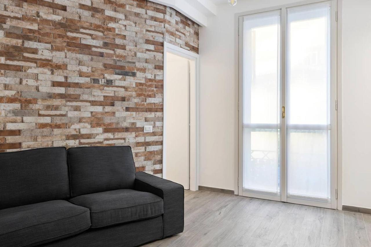 米兰Modern And New Flat In Duomo Area公寓 外观 照片
